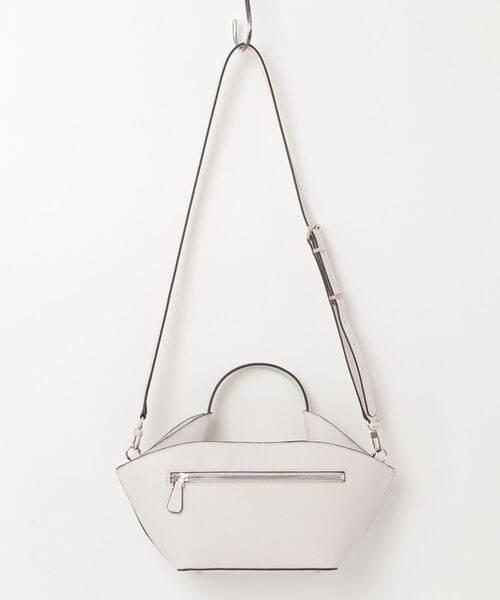 Guess（ゲス）の「PATSIE Mini Tote ミニトート ショルダーバッグ（ショルダーバッグ・レディース・パープル/ネイビー/オフホワイト/ブラック・ONE SIZE）」の14枚目の写真
