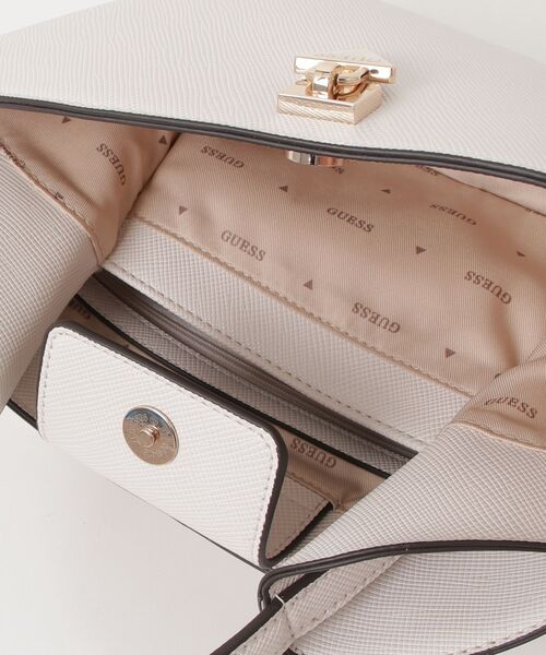 Guess（ゲス）の「PATSIE Mini Tote ミニトート ショルダーバッグ（ショルダーバッグ・レディース・パープル/ネイビー/オフホワイト/ブラック・ONE SIZE）」の16枚目の写真