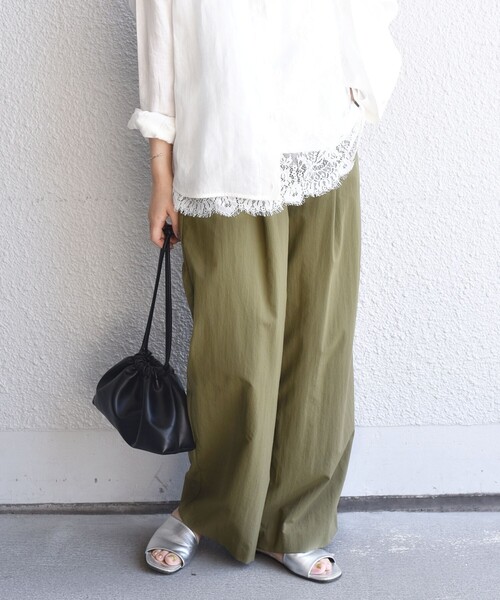 SHIPS Colors(シップス カラーズ)の「SHIPS Colors:〈接触冷感・UVカット・透湿〉ファンクション イージー パンツ◇(その他パンツ・レディース・ネイビー/ベージュ/オリーブ・ONE SIZE)」の2枚目の写真