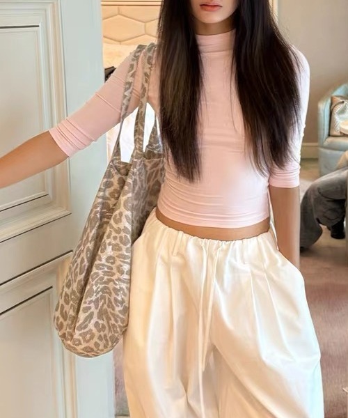 Vipoa（ヴィポア）の「Metallic leopard print tote bag（トートバッグ・レディース・シルバー系その他・FREE）」の10枚目の写真