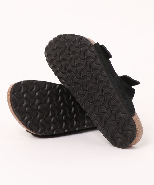 BIRKENSTOCK(ビルケンシュトック)の「ビルケンシュトック 1027152 Arizona LEVE Black/アリゾナ スエードブラック レギュラー幅(サンダル・メンズ・ブラック・39/40/41/42/43/44)」の3枚目の写真