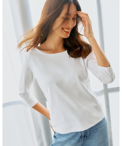 DoCLASSE( ドゥクラッセ)の「ボートネックN/7分袖・DoT(Tシャツ/カットソー・レディース・ダークブラウン/ブルー/チャコール/ライトピンク/ダークネイビー/ホワイト/ブラック/ライトグレー・L/M/S/LL/3L)」の1枚目の写真