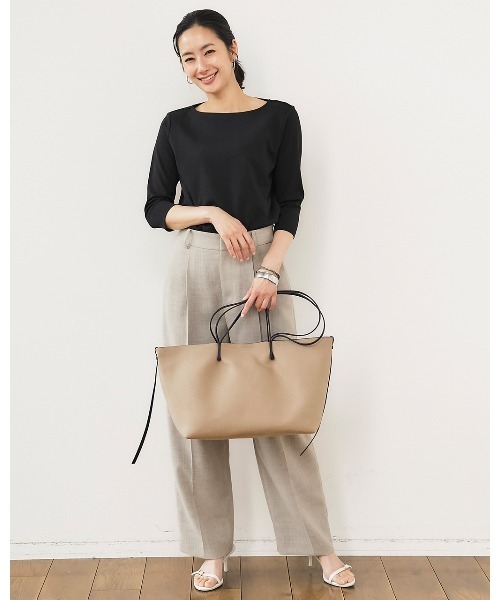 DoCLASSE( ドゥクラッセ)の「ボートネックN/7分袖・DoT(Tシャツ/カットソー・レディース・ダークブラウン/ブルー/チャコール/ライトピンク/ダークネイビー/ホワイト/ブラック/ライトグレー・L/M/S/LL/3L)」の17枚目の写真