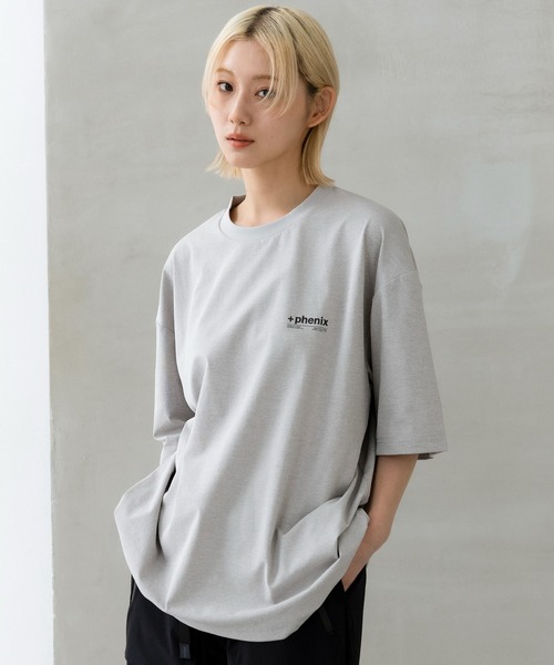 +phenix(プラスフェニックス)の「+phenix(プラスフェニックス)Outlast TOPOGRAPHY SHORT SLEEVE TEE / トポグラフィー ショートスリーブTシャツ(Tシャツ/カットソー・メンズ・ホワイト/グレー/ブラック・M/L)」の1枚目の写真