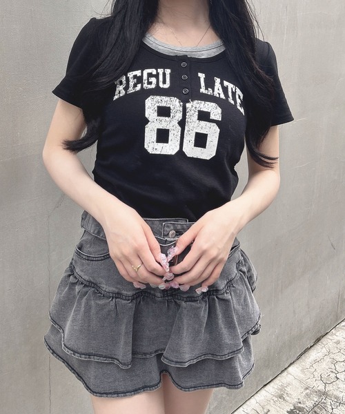 INGNI（イング）の「ヘンリーネックレイヤードナンバリングトップス（Tシャツ/カットソー・レディース・オフホワイト/ブラック/ブラック系7/ホワイト×ブラック・M）」の11枚目の写真