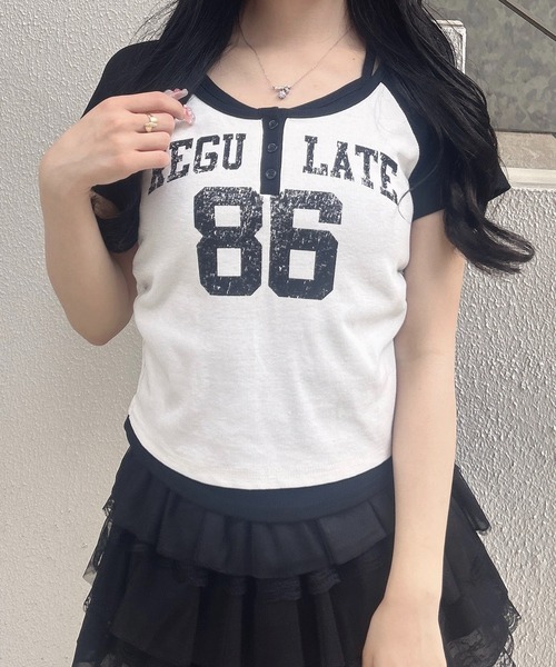 INGNI（イング）の「ヘンリーネックレイヤードナンバリングトップス（Tシャツ/カットソー・レディース・オフホワイト/ブラック/ブラック系7/ホワイト×ブラック・M）」の6枚目の写真
