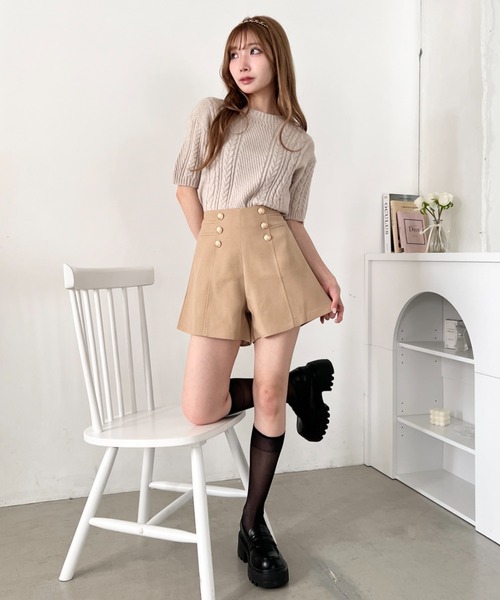 Loueme(ルエム)の「ダブルボタンショートパンツ(その他パンツ・レディース・ブラック/ベージュ/アイボリー・S/M)」の20枚目の写真