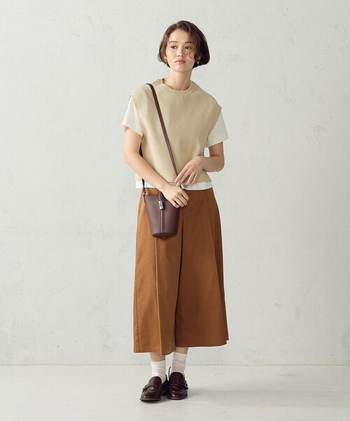 MONO COMME CA(モノコムサ)の「ひねり金具 ミニショルダー(ショルダーバッグ・レディース・ブラック/レッド/ブラウン・FREE)」の7枚目の写真