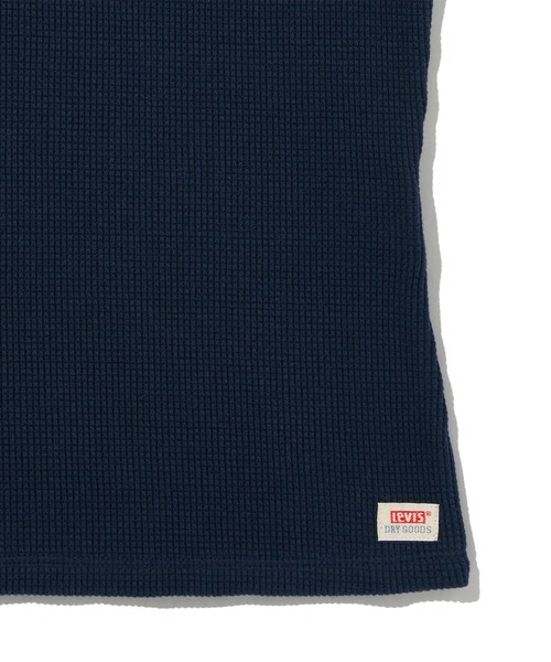 Levi's(リーバイス)の「Levi's/リーバイス DRY GOODS ワッフルTシャツ(Tシャツ/カットソー・レディース・ネイビー・XS/S/M)」の8枚目の写真