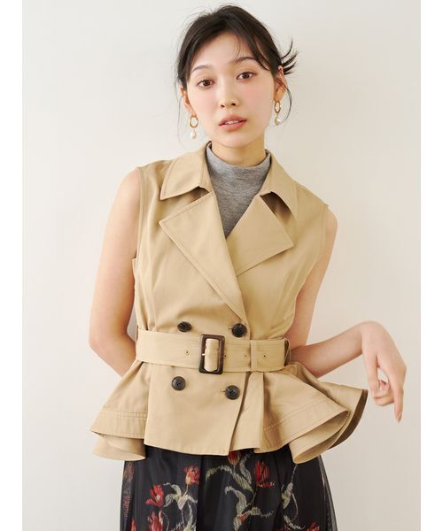 LILY BROWN(リリーブラウン)の「ランダムヘムペプラムジレ(その他アウター・レディース・イエロー/ベージュ/マルチ・F)」の8枚目の写真