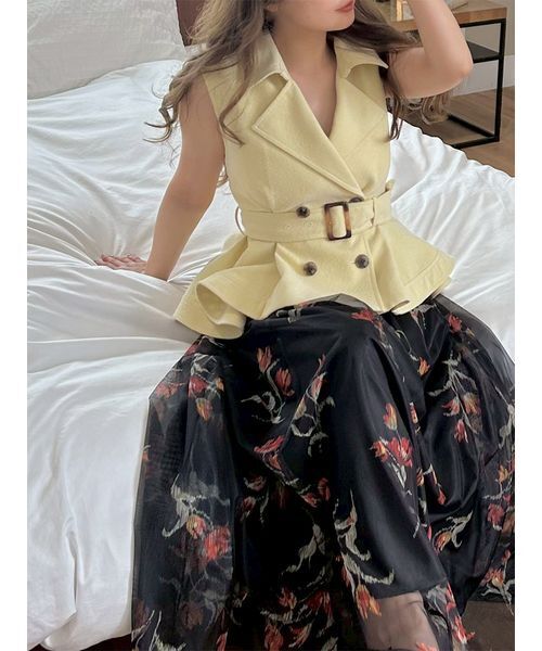 LILY BROWN(リリーブラウン)の「ランダムヘムペプラムジレ(その他アウター・レディース・イエロー/ベージュ/マルチ・F)」の17枚目の写真