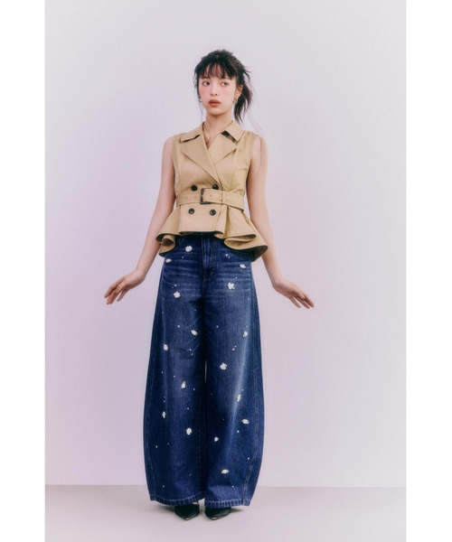 LILY BROWN(リリーブラウン)の「ランダムヘムペプラムジレ(その他アウター・レディース・イエロー/ベージュ/マルチ・F)」の5枚目の写真