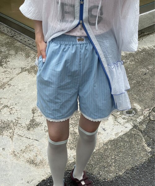 HELLO.SANFRANCISCO（ハローサンフランシスコ）の「【HELLO.SANFRANCISCO】レース付ストライプショートパンツ（その他パンツ・レディース・ブルー/ピンク・ONE SIZE）」の2枚目の写真