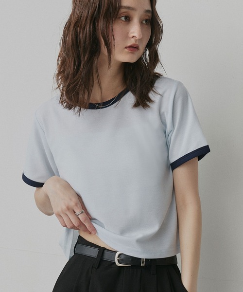 ad thie(アドティエ)の「ショート丈 リンガー デザイン Tシャツ(Tシャツ/カットソー・レディース・ピンク/ライトブルー/ネイビー/ブラウン/チャコール/アイボリー・FREE)」の1枚目の写真