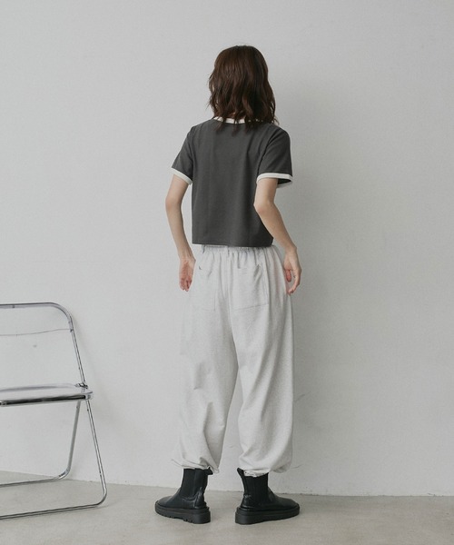 ad thie(アドティエ)の「ショート丈 リンガー デザイン Tシャツ(Tシャツ/カットソー・レディース・ピンク/ライトブルー/ネイビー/ブラウン/チャコール/アイボリー・FREE)」の17枚目の写真