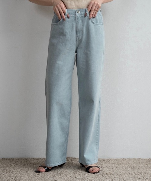 lawgy(ラウジー)の「tuck button accent color pants / タックボタンアクセントカラーパンツ(デニムパンツ・レディース・アイボリー/ピンク/ライトブルー・FREE)」の3枚目の写真