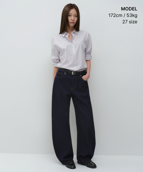 MUSINSA STANDARD WOMAN（ムシンサスタンダードウーマン）の「ウィメンズエッセンシャルカーブデニムパンツ[ディープインディゴ]（デニムパンツ・レディース・その他・30/24/25/26/27/28/29）」の2枚目の写真