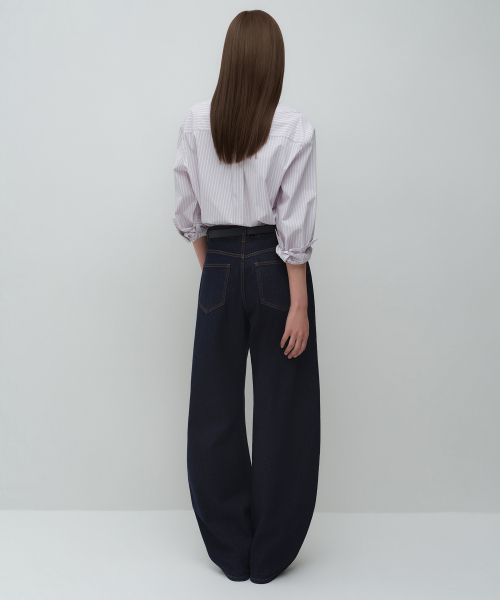 MUSINSA STANDARD WOMAN（ムシンサスタンダードウーマン）の「ウィメンズエッセンシャルカーブデニムパンツ[ディープインディゴ]（デニムパンツ・レディース・その他・30/24/25/26/27/28/29）」の3枚目の写真