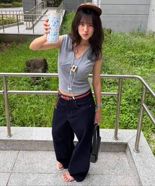 MUSINSA STANDARD WOMAN（ムシンサスタンダードウーマン）の「ウィメンズエッセンシャルカーブデニムパンツ[ディープインディゴ]（デニムパンツ・レディース・その他・30/24/25/26/27/28/29）」の11枚目の写真