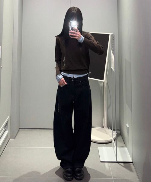 MUSINSA STANDARD WOMAN（ムシンサスタンダードウーマン）の「ウィメンズエッセンシャルカーブデニムパンツ[ディープインディゴ]（デニムパンツ・レディース・その他・30/24/25/26/27/28/29）」の15枚目の写真