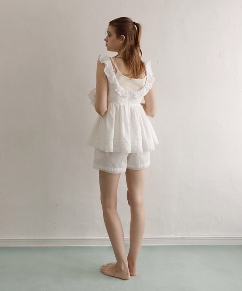 mieya mieya(ミーヤミーヤ)の「【mieya mieya】PETIT APLON TOP/レースプチエプロントップ(Tシャツ/カットソー・レディース・ホワイト・FREE)」の4枚目の写真