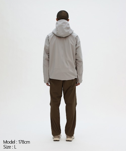 DESCENTE ALLTERRAIN（デサント　オルテライン）の「DESCENTE ALLTERRAIN/デサントオルテライン 3L SHELL JKT ZENCHIK シェルジャケット 撥水性 雨の日 メンズ アウトドア 2026年秋冬 秋服（その他アウター・メンズ・ブラック・M/L）」の6枚目の写真