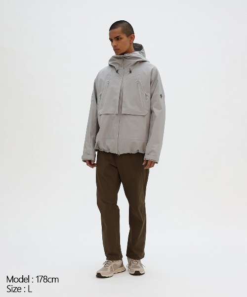 DESCENTE ALLTERRAIN（デサント　オルテライン）の「DESCENTE ALLTERRAIN/デサントオルテライン 3L SHELL JKT ZENCHIK シェルジャケット 撥水性 雨の日 メンズ アウトドア 2026年秋冬 秋服（その他アウター・メンズ・ブラック・M/L）」の8枚目の写真