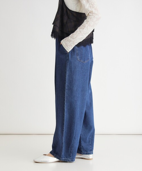 HONEYSUCKLE ROSE(ハニーサックルローズ)の「デニムタックコクーンパンツ(その他パンツ・レディース・ネイビー/ブルー系その他/ブロンズ・04/05)」の12枚目の写真