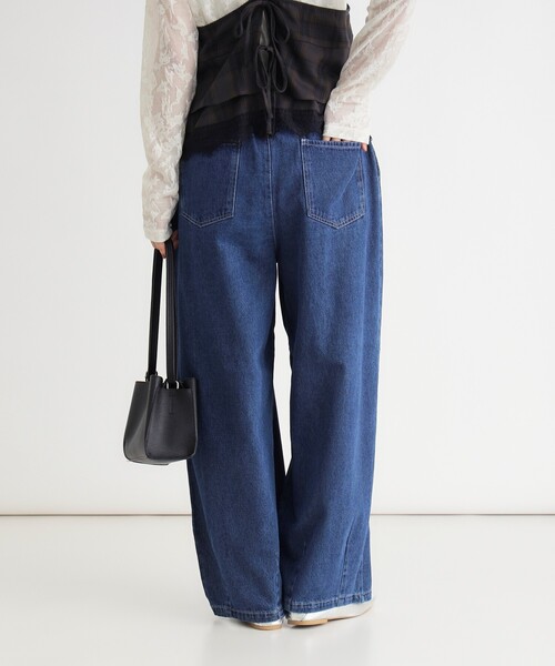 HONEYSUCKLE ROSE(ハニーサックルローズ)の「デニムタックコクーンパンツ(その他パンツ・レディース・ネイビー/ブルー系その他/ブロンズ・04/05)」の13枚目の写真