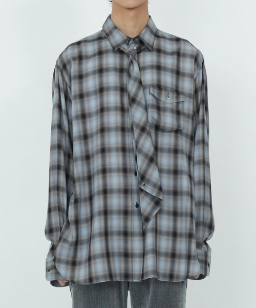 STUDIOUS(ステュディオス)の「NECKTIE SHIRT(シャツ/ブラウス・メンズ・ネイビー/ブラウン・2/1)」の3枚目の写真