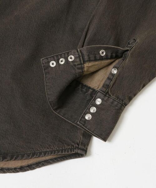 ITEMS URBANRESEARCH(アイテムズ アーバンリサーチ)の「フェードデニムリングドットボタンシャツ(シャツ/ブラウス・メンズ・ネイビー/ブラック/ブルー・MEDIUM/LARGE)」の14枚目の写真