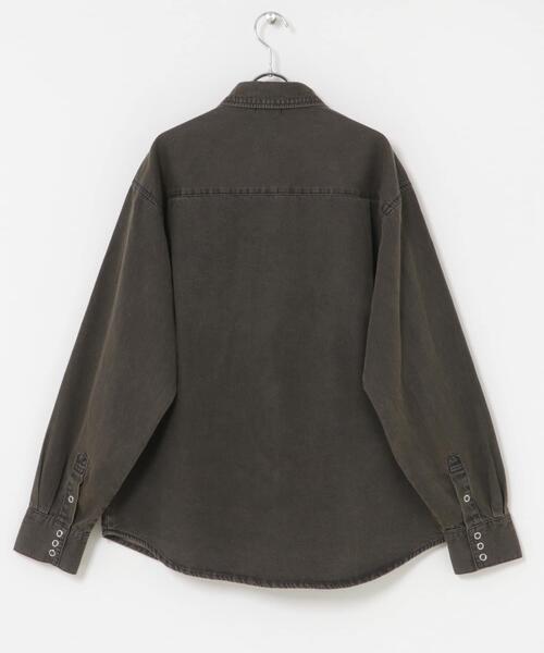 ITEMS URBANRESEARCH(アイテムズ アーバンリサーチ)の「フェードデニムリングドットボタンシャツ(シャツ/ブラウス・メンズ・ネイビー/ブラック/ブルー・MEDIUM/LARGE)」の15枚目の写真