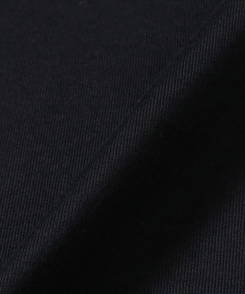 BEAMS F(ビームスエフ)の「ファーストグレードスーピマコットン ロングスリーブ モックネック コンフォートフィット Tシャツ(Tシャツ/カットソー・メンズ・ブラック/ホワイト/チャコールグレー・M/S/XL/L)」の9枚目の写真