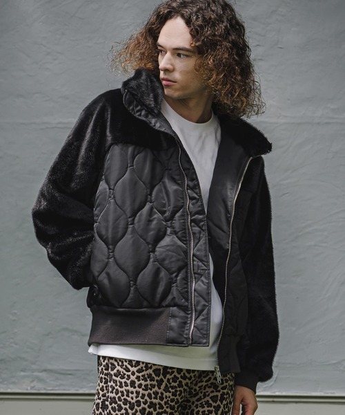 CAMBIO(カンビオ)の「mj11909- Faux Fur Wave Quilt Stand Jacket フェイクファーキルトコンビジャケット(A73926cmb)(その他アウター・メンズ・ブラック・L/M/S)」の1枚目の写真