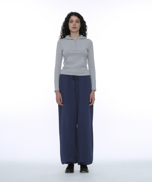 PARTIMENTO WOMEN(パルティメントウィメン)の「PWC ヘンリーネックフードロングTシャツ_メランジ(パーカー・レディース・その他・SMALL/MEDIUM/LARGE)」の2枚目の写真