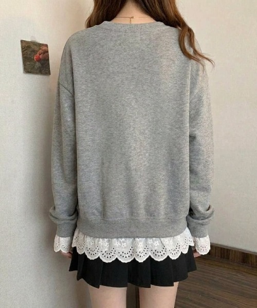witch(ウイッチ)の「フラワー刺繍&レースレイヤード風スウェットシャツ(トレーナー)(スウェット・レディース・グレー/ブラック・FREE)」の12枚目の写真