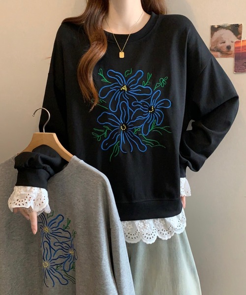 witch(ウイッチ)の「フラワー刺繍&レースレイヤード風スウェットシャツ(トレーナー)(スウェット・レディース・グレー/ブラック・FREE)」の6枚目の写真