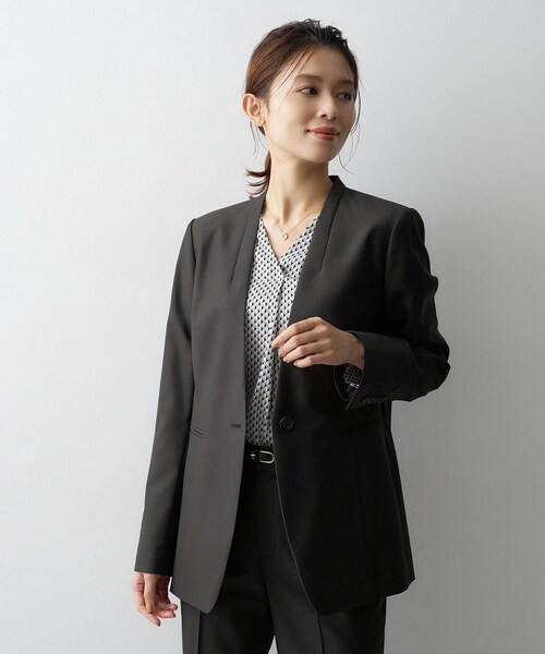 UNTITLED(アンタイトル)の「【SET UP】ウールシルクブレンドノーカラージャケット(ノーカラージャケット・レディース・ネイビー/ブラウン系その他/チャコールグレー・01/04/03/02/44/42/00/50/48/46)」の6枚目の写真