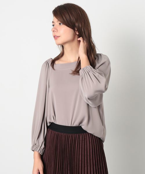 ROPE' PICNIC（ロペピクニック）の「無地ストライプオフショルダーブラウス（シャツ/ブラウス・レディース・ホワイト系その他5/ベージュ/ネイビー/ブルー系その他・38）」の2枚目の写真