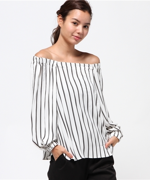 ROPE' PICNIC（ロペピクニック）の「無地ストライプオフショルダーブラウス（シャツ/ブラウス・レディース・ホワイト系その他5/ベージュ/ネイビー/ブルー系その他・38）」の12枚目の写真