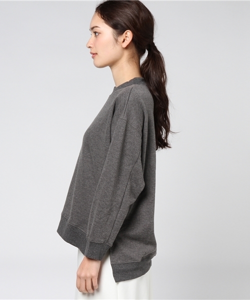 titivate（ティティベイト）の「裏起毛ｵｰﾊﾞｰｻｲｽﾞｶｯﾄｿｰﾌﾟﾙｵｰﾊﾞｰ（Tシャツ/カットソー・レディース・チャコールグレー/杢グレー/ブラック/キャメル・S/M）」の6枚目の写真