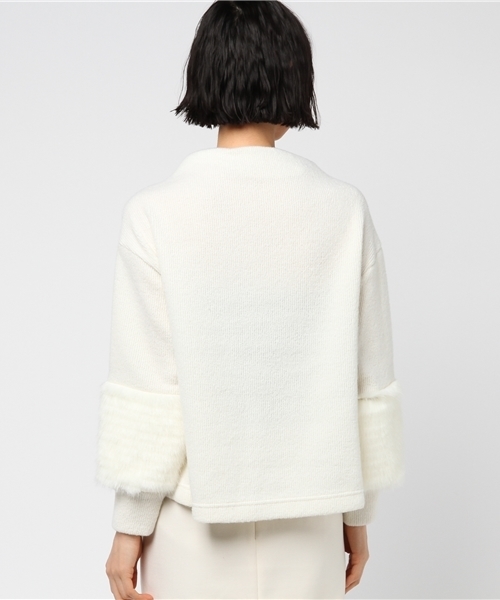 TEVALT（ヴァレット）の「<Titilate valet> ファー切り替えスリーブ　ボトルネック　プルオーバー（Tシャツ/カットソー・レディース・ホワイト/グレー/ネイビー・38）」の6枚目の写真