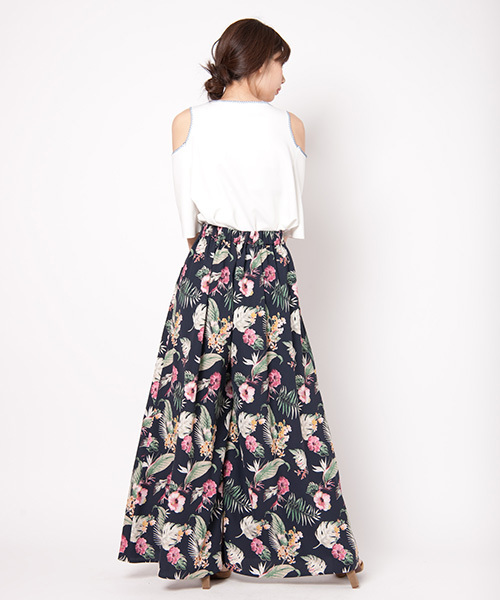 LAYMEE（レイミー）の「Sky flower pants（その他パンツ・レディース・ブラック/ホワイト/ブルー・FREE）」の8枚目の写真