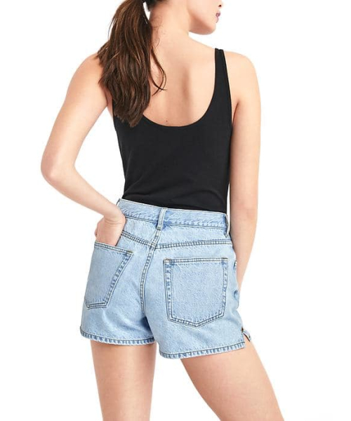 GAP(ギャップ)の「Gap 復刻版クラシックフィット ハイライズ デニムショートパンツ(デニムパンツ・レディース・ブルー・29inch/24inch/27inch/23inch/26inch/25inch/28inch)」の2枚目の写真