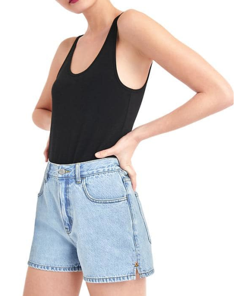 GAP(ギャップ)の「Gap 復刻版クラシックフィット ハイライズ デニムショートパンツ(デニムパンツ・レディース・ブルー・29inch/24inch/27inch/23inch/26inch/25inch/28inch)」の4枚目の写真