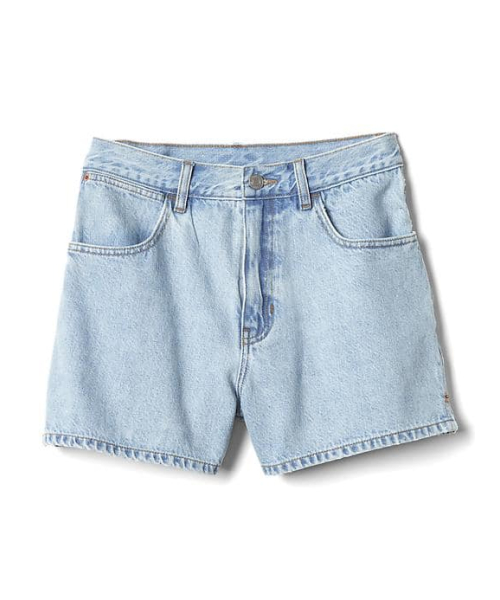 GAP(ギャップ)の「Gap 復刻版クラシックフィット ハイライズ デニムショートパンツ(デニムパンツ・レディース・ブルー・29inch/24inch/27inch/23inch/26inch/25inch/28inch)」の5枚目の写真