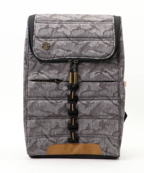 Focused Space フォーカスドスペース デイパック リュック 迷彩 THE COMMANDER BACKPACK バックパック デイパック（バックパック