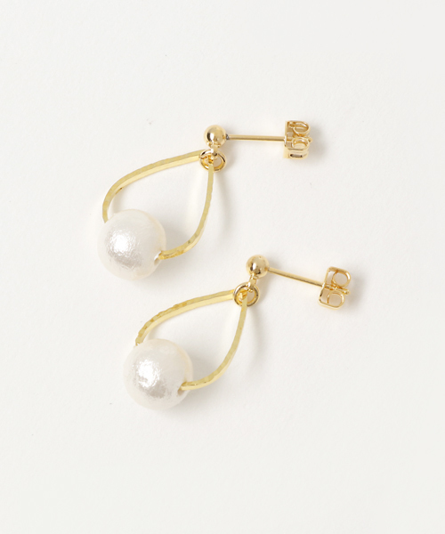 TONE SELECT GOODS(トーンセレクトグッズ)の「【kodemari】sizuku×pearl ピアス(ピアス(両耳用)・レディース・その他・FREE)」の1枚目の写真