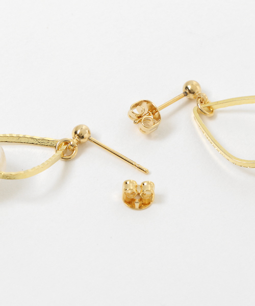 TONE SELECT GOODS(トーンセレクトグッズ)の「【kodemari】sizuku×pearl ピアス(ピアス(両耳用)・レディース・その他・FREE)」の2枚目の写真
