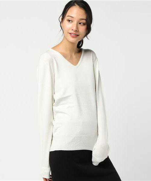 KOBE LETTUCE（コウベレタス）の「【HeatKnit】吸湿発熱Vネックニット＆タートルニットトップス（ニット/セーター・レディース・ブラック系その他2/ブラウン系その他/ピンク系その他/ブラック系その他/イエロー系その他/ピンク系その他2/グリーン系その他/レッド系その他/ホワイト系その他2/ブルー系その他/ホワイト系その他/イエロー系その他2/ブルー系その他2/レッド系その他2/ベージュ系その他2/グリーン系その他2/ベージュ系その他/ブラウン系その他2/ブルー/ブラウン系その他3/ピンク系その他3/ピンク/モカ/ブルー系その他3・FREE）」の2枚目の写真